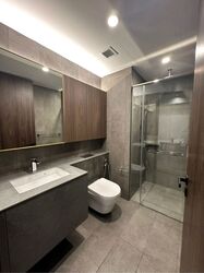 Midtown Modern (D7), Apartment #587712141